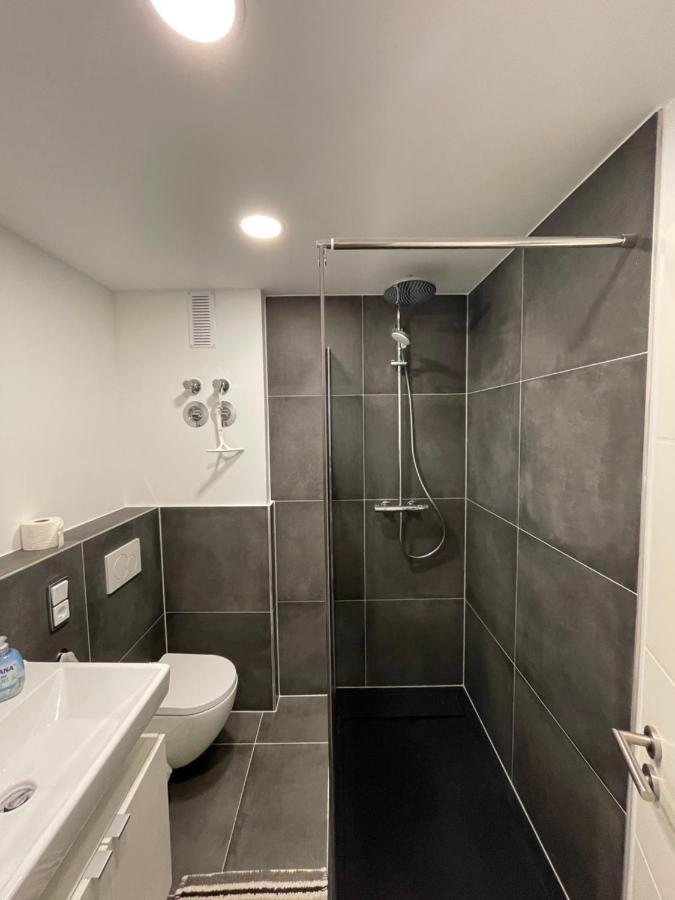 Modernes Appartement In Der Innenstadt Köln Exteriör bild